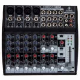 Behringer Xenyx 1202 Deck Mixer